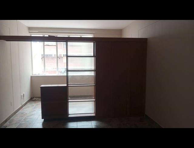 1 BEDROOM PROPERTY TO RENT IN SUNNYSIDE